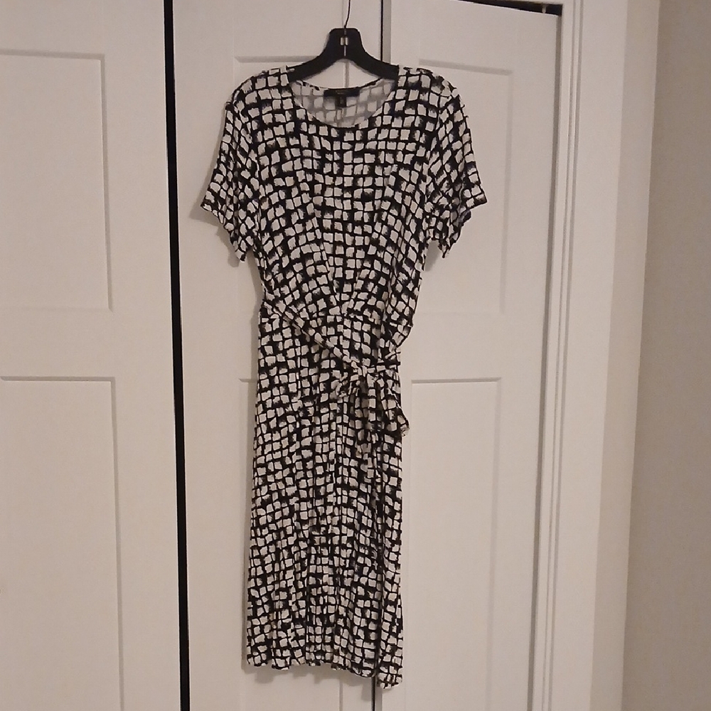 Weekend Max Mara Black and White Midi Dress